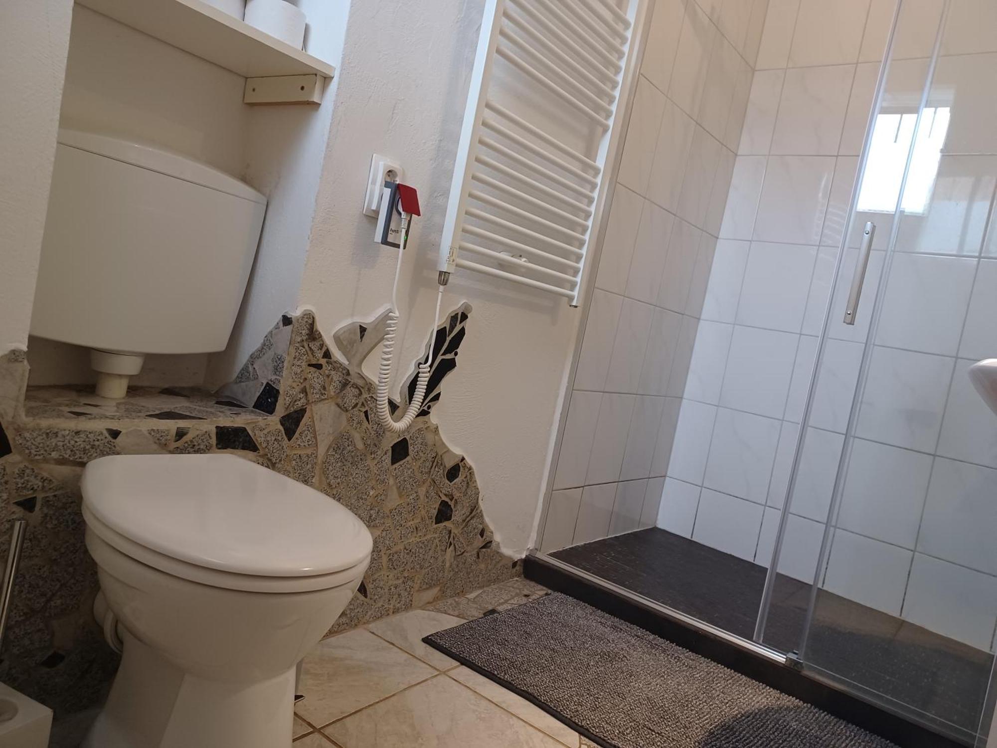 Ehemalige Bibliothek Apartment Fuer 2 Mit Kueche Kamin Netflix Parken Und Hofladen Steinhofel Bagian luar foto